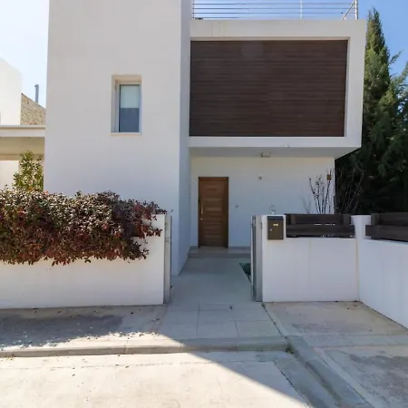 Orchid - Luxury 3br Retreat Between Paphos & Coral Bay *