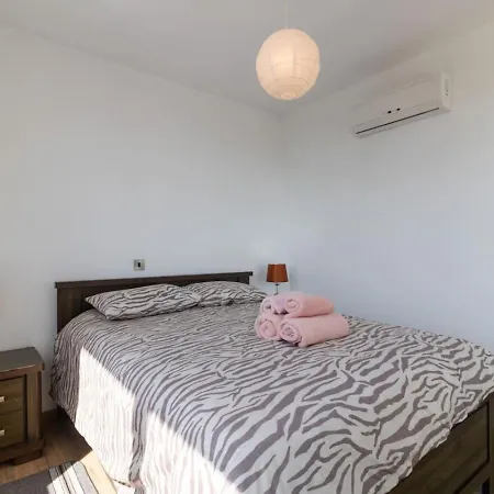 Orchid - Luxury 3br Retreat Between Paphos & Coral Bay