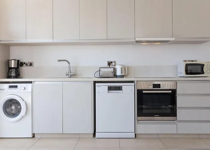 Orchid - Luxury 3br Retreat Between Paphos & Coral Bay * Kissonerga