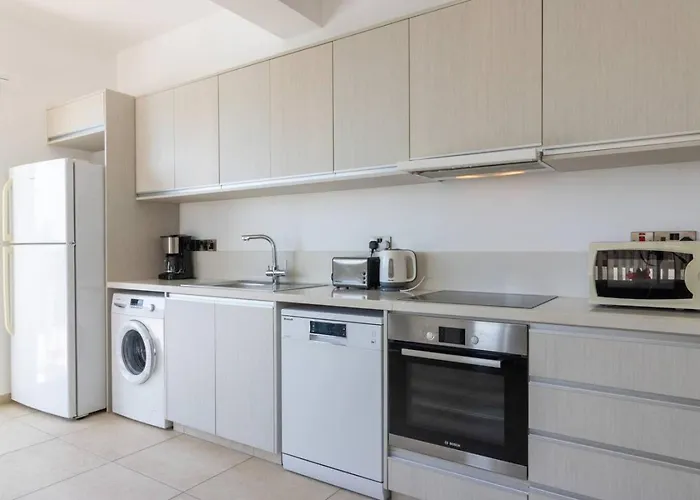 Prázdninový dům Orchid - Luxury 3br Retreat Between Paphos & Coral Bay