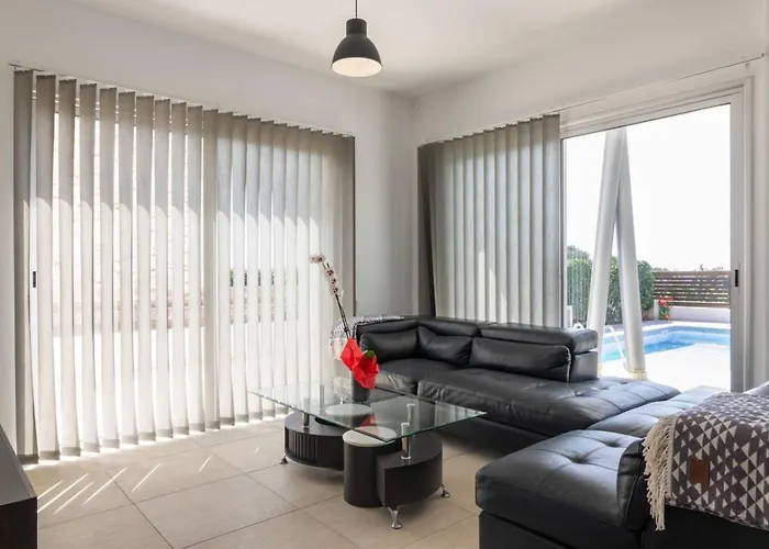 Prázdninový dům Orchid - Luxury 3br Retreat Between Paphos & Coral Bay Kissonerga